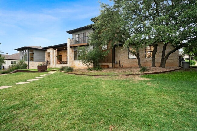 Building Photo - 332 Rugged Earth Dr