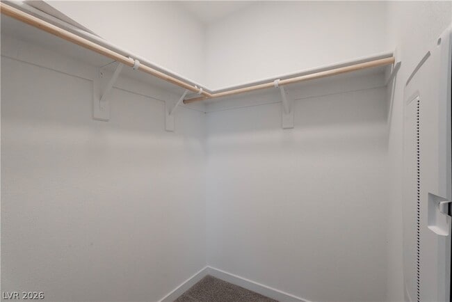 Building Photo - 902 Bronzite St