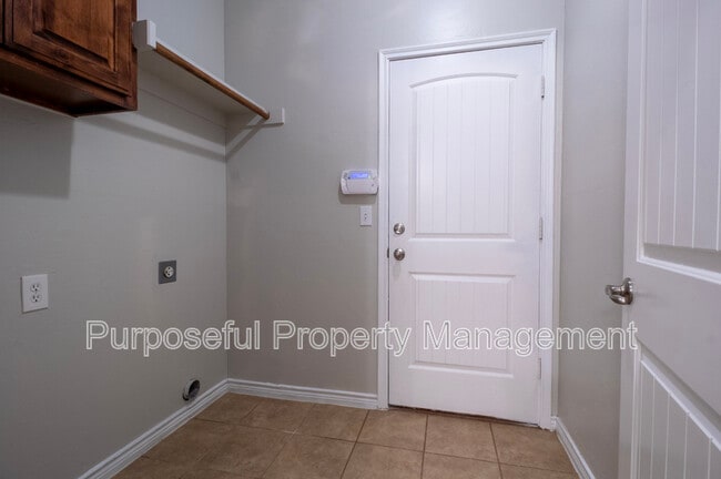 Building Photo - 9113 NW 86th Ct