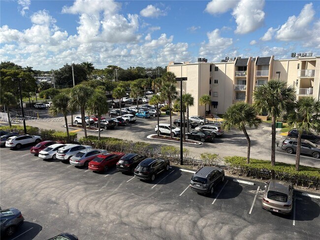 Building Photo - 7747 SW 86th St