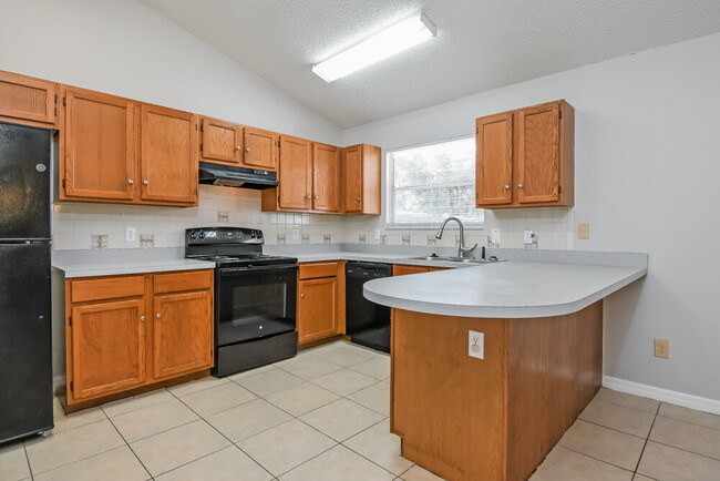 Building Photo - 5166 Clarion Hammock Dr