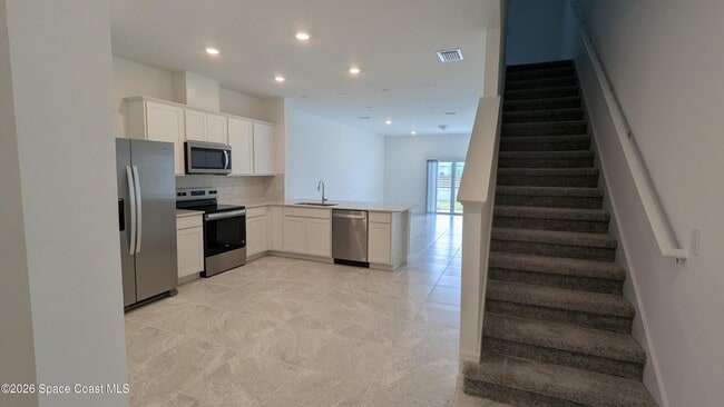 Building Photo - 5113 Inspire Ln