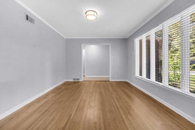 Building Photo - 1130 Wheaton St