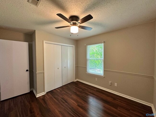 Building Photo - 13065 Hermosa Dr SW