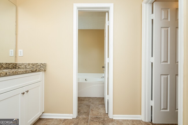 Building Photo - 8319 Milam Loop