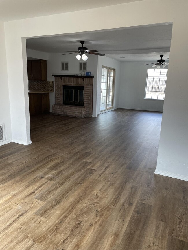 Building Photo - 4202 Concord Pl