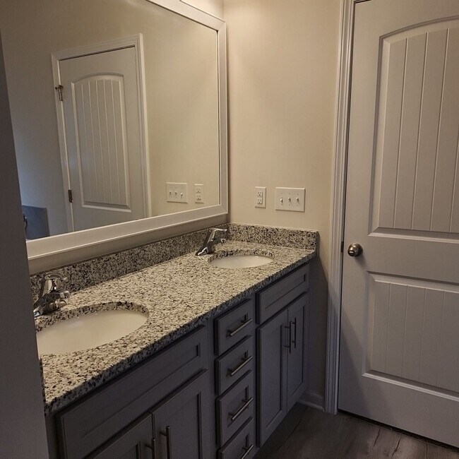 Building Photo - Four Bedroom Home, Long Term Rental - Conway, SC