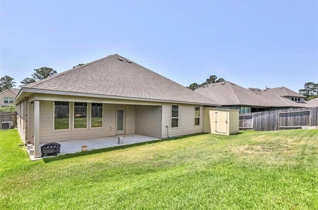 Building Photo - 18102 Humber River Ln