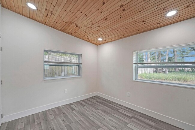 Building Photo - 8229 NW 1st Pl