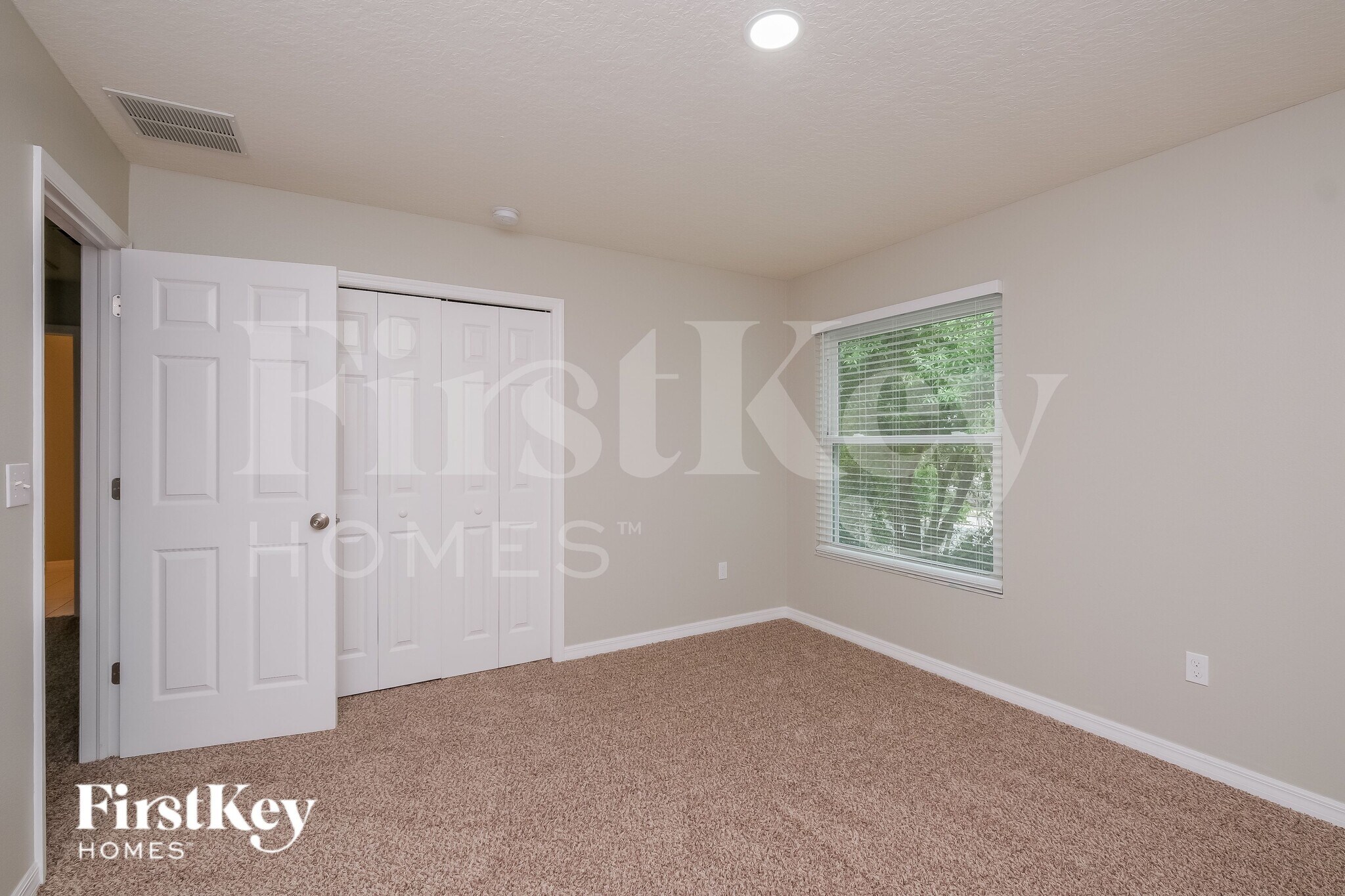 Building Photo - 11108 Creek Haven Dr