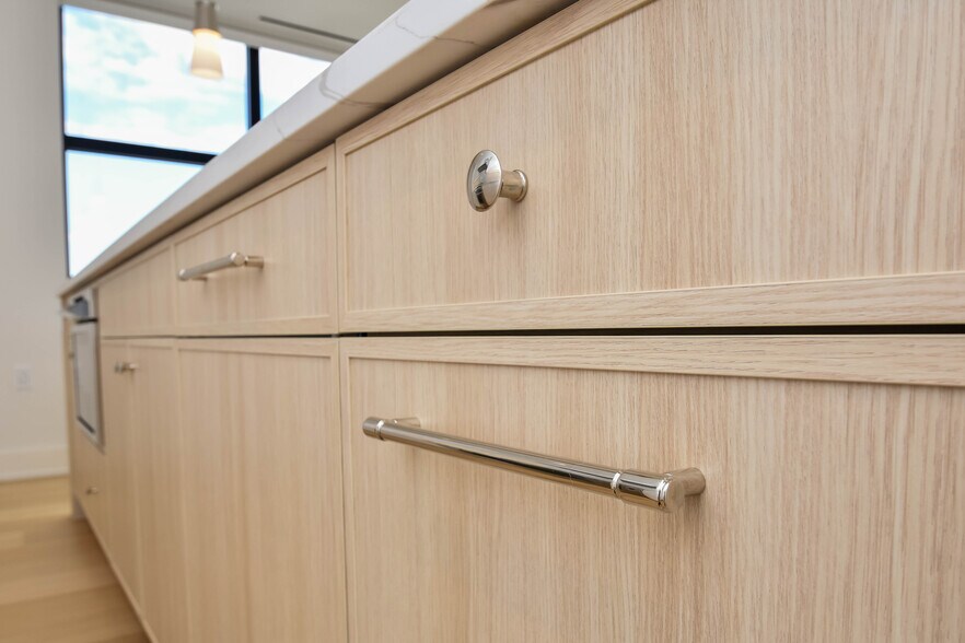 Building Photo - 116 Sherman St