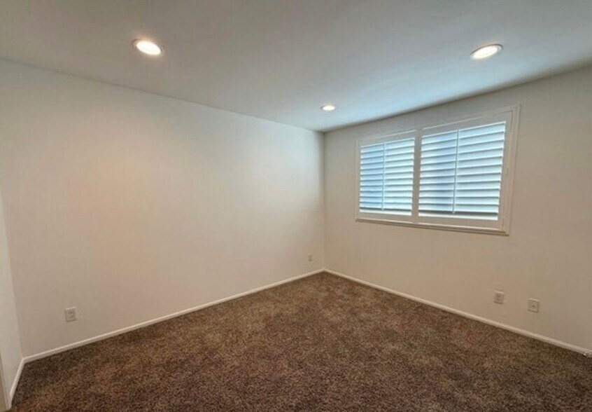 Building Photo - 14307 Foothill Blvd