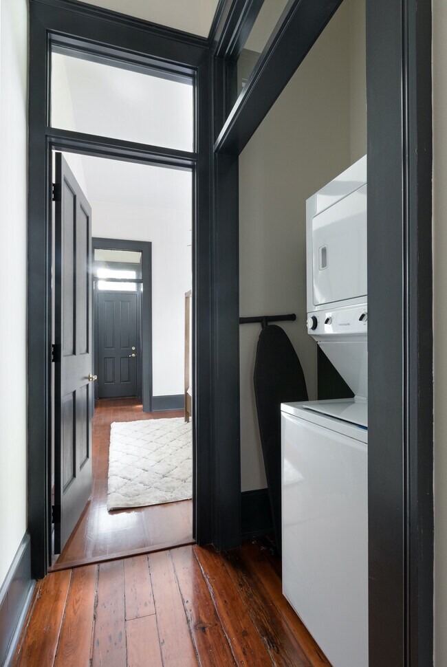 Building Photo - 3042 Saint Claude Ave