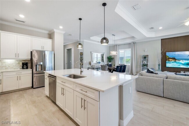 Building Photo - 15242 Blue Bay Cir