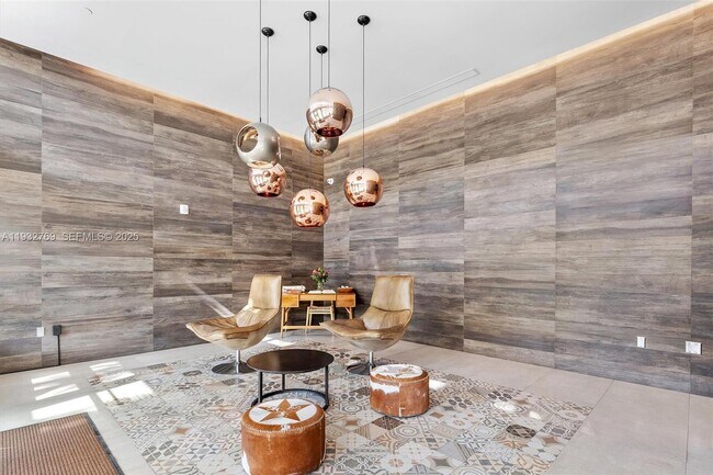 Building Photo - 1025 92nd St