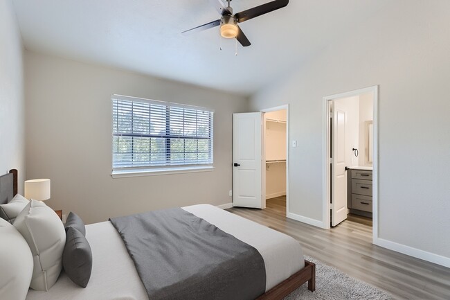 B1 Renovated - 2 Bed 2 Bath - Rise at Highland Meadows