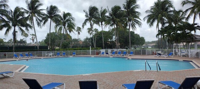 Building Photo - 8092 Driggs Hill