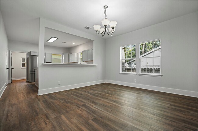 Building Photo - 17507 Wild Oak Dr