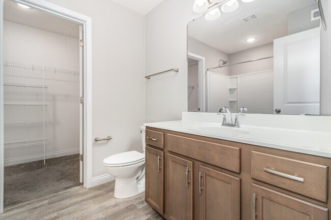 Building Photo - 5565 Limaburg Rd