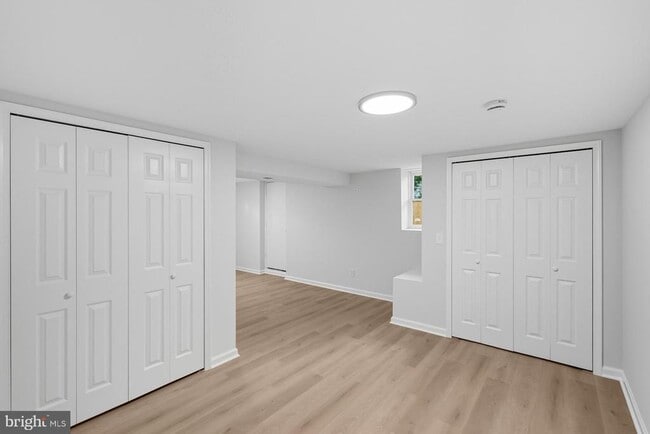 Building Photo - 210 Lastner Ln