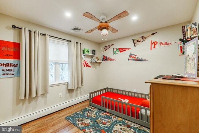 Building Photo - 841 Rodman Ave