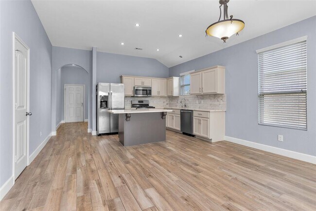 Building Photo - 5219 Rosehill Ridge Ct