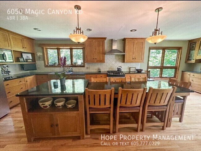 Building Photo - 6050 Magic Canyon Rd