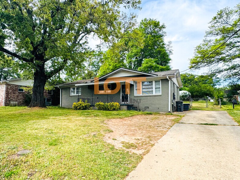 Building Photo - 323 Welcome Ave