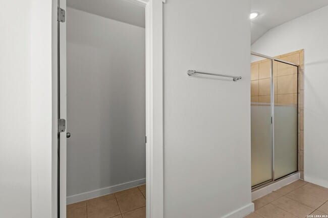 Building Photo - 4837 Park Gln