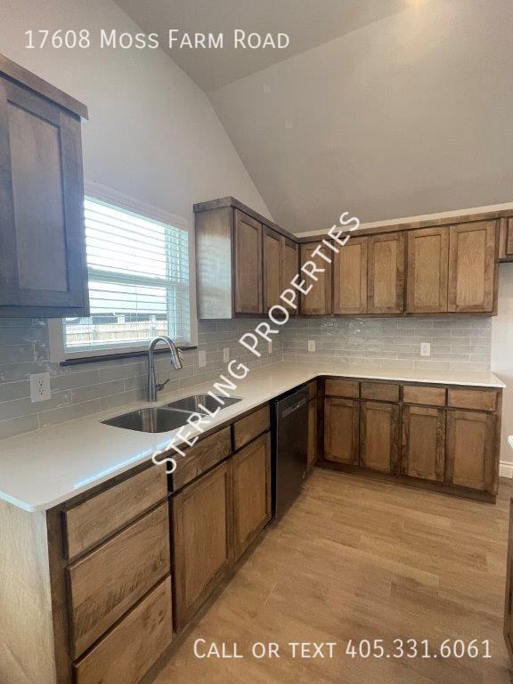Building Photo - 17608 Moss Farm Rd