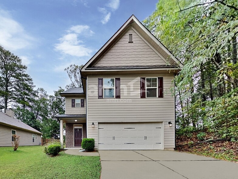 Primary Photo - 234 McBee Pl