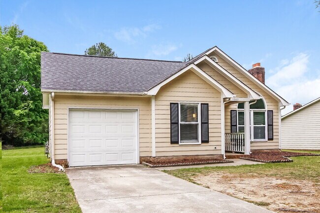 Building Photo - 1800 Hedgelawn Dr