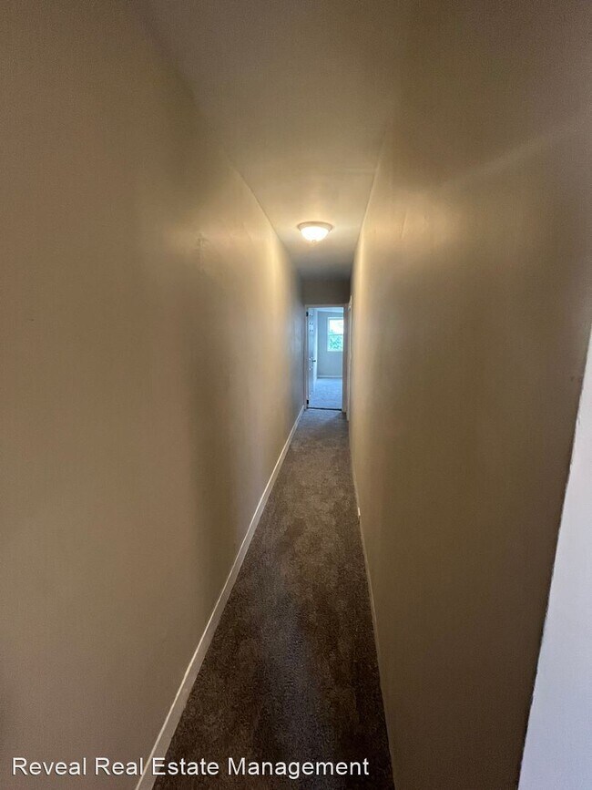 Building Photo - 3 br, 1 bath House - 2841 Parkwood Ave