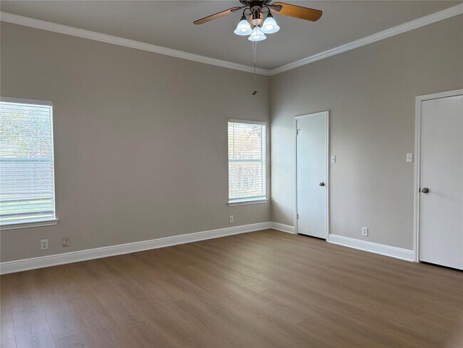 Building Photo - 16702 Tomcat Dr