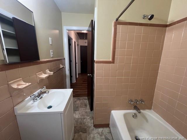 Building Photo - 5012 Hodge St