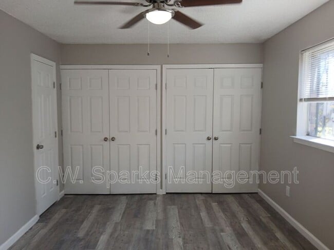 Building Photo - 7840 Mirage Valley Dr