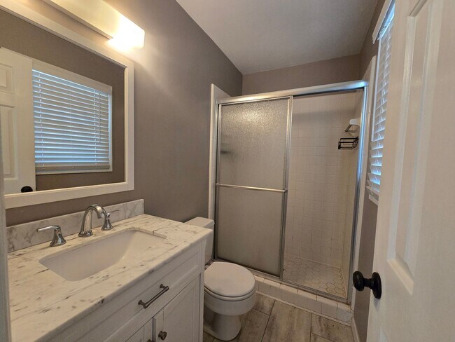 Building Photo - 3456 Regiment Dr