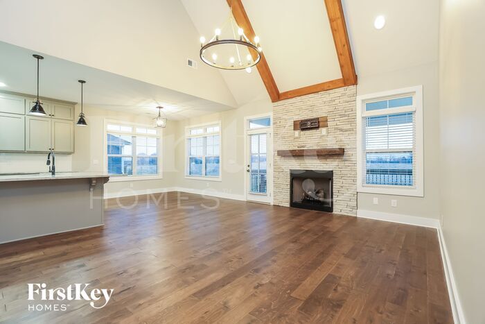 Building Photo - 708 Jersey Dr