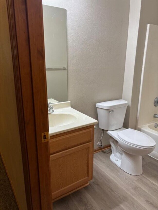 Building Photo - 10310 Clearwing Ln