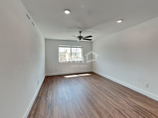 Building Photo - 9156 Liberty Cap Ct