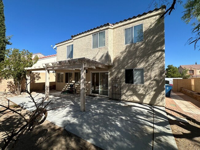 Building Photo - PECCOLE RANCH