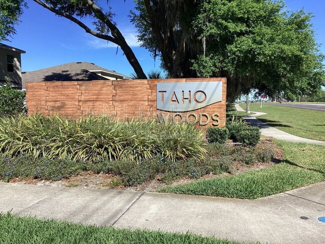 Building Photo - 105 Lacewing Pl