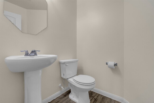 Building Photo - 3807 Springcrest Ln