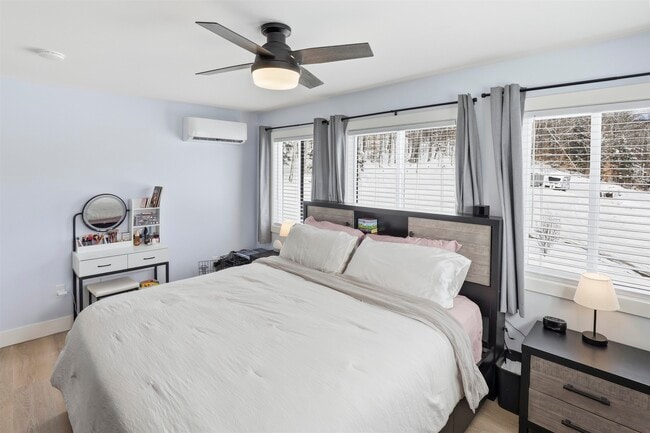 Building Photo - 253 Upper Mad River Rd