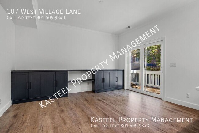 Building Photo - 107 W Village Ln