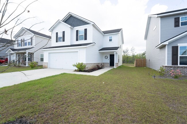 Building Photo - Coming Available!