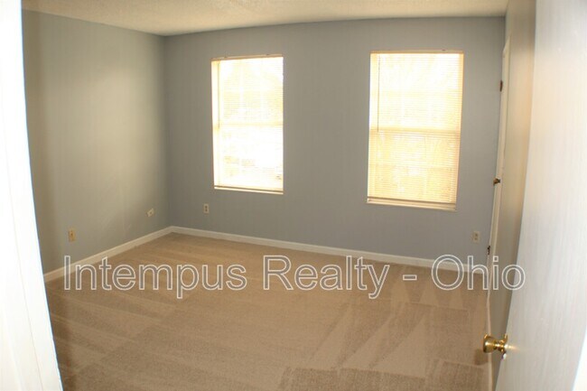 Building Photo - 4968 Silver Bow Dr