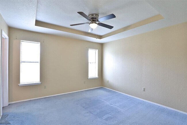 Building Photo - 5210 Meadowick Ln