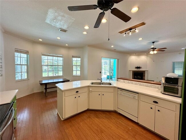 Building Photo - 5261 Waterwood Way