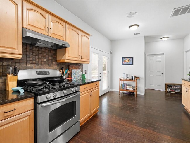 Building Photo - 6630 Hillside Terrace Dr